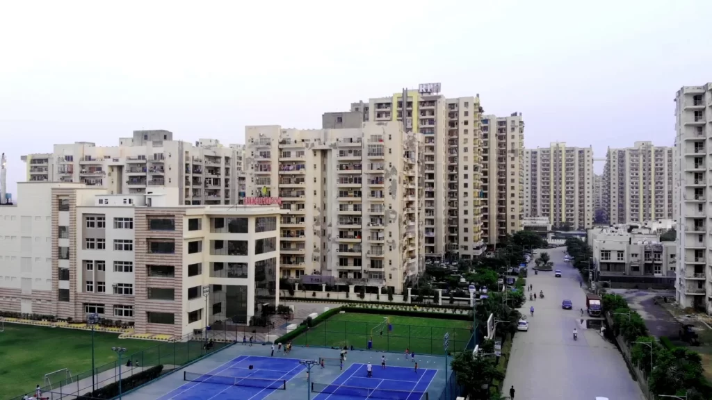 Luxury amenities at RPS Savana Faridabad including swimming pool, clubhouse, and fitness center