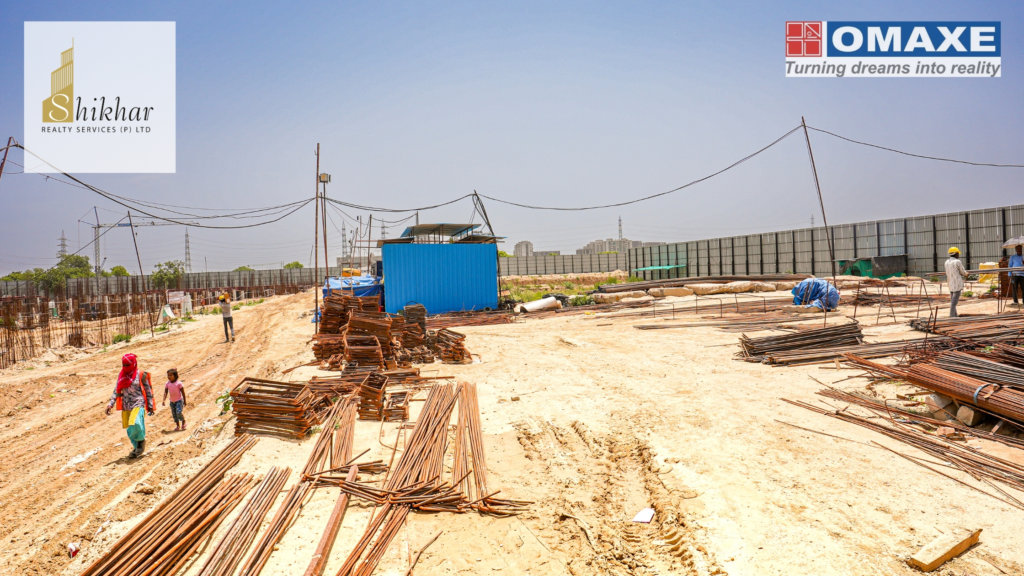 Planning to Invest in Commercial Property? Here's Why Omaxe World Street Deserves Your Attention