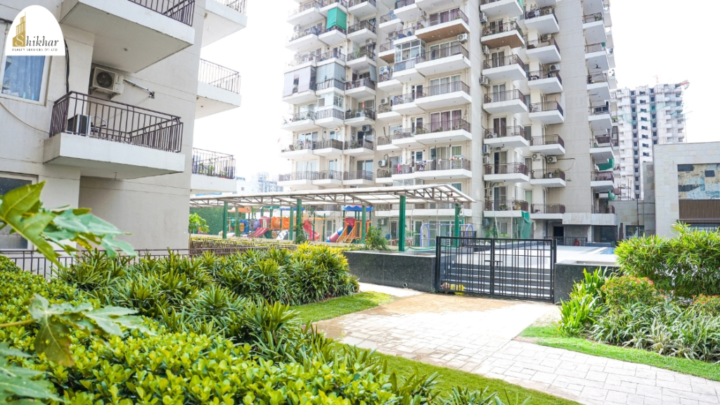 RPS Auria premium luxury apartments in RPS City Sector 88 Faridabad by RPS Group featuring modern residential towers, landscaped green gardens, world-class amenities, spacious family homes, and premium community living.