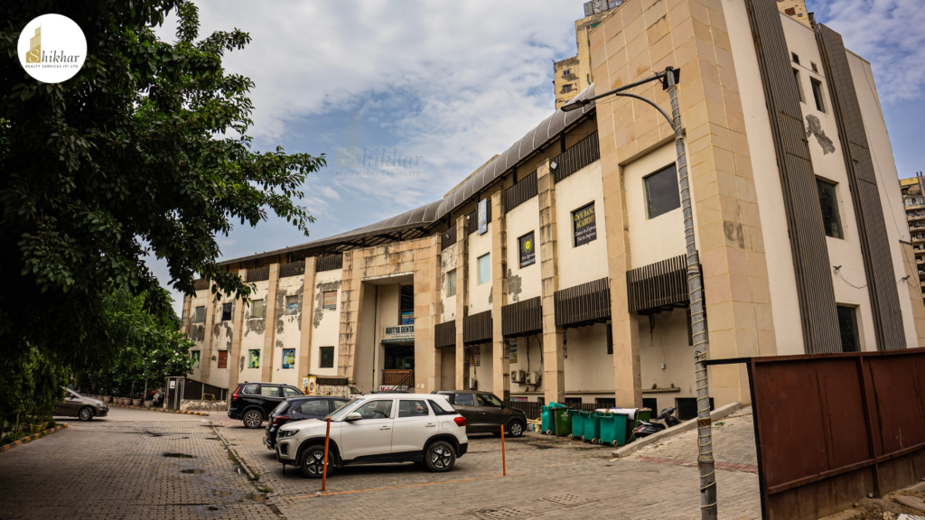 RPS Palms independent floor project with modern amenities in Faridabad