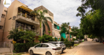 RPS Palms 425 Sq. Yd. 4 BHK Independent Floor
