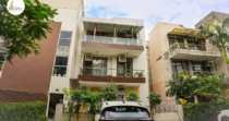 RPS Palms 425 Sq. Yd. 4 BHK Independent Floor