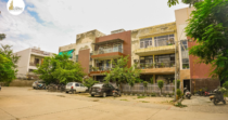 RPS Palms 425 Sq. Yd. 4 BHK Independent Floor