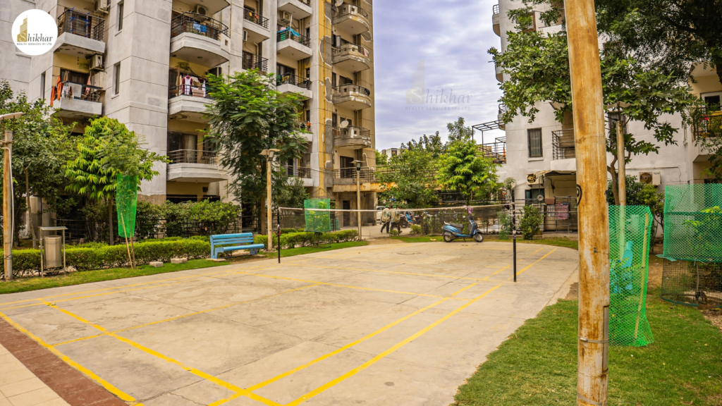 RPS Savana modern apartment towers in Sector 88