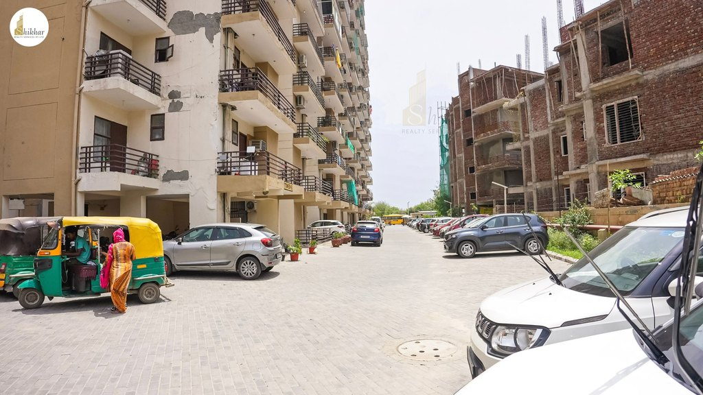 adore-samriddhi-sector-89-faridabad-clubhouse-lifestyle-amenities.jpg