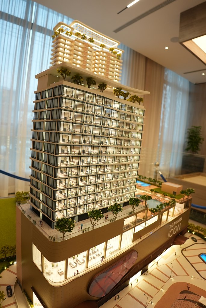 Extended balcony arrangement in Bhumika Realty residential design